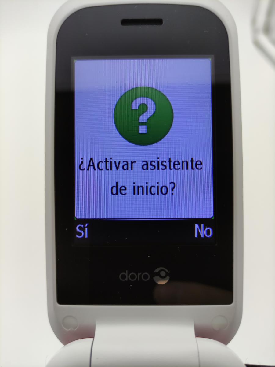 Image showing the startup wizard activation message that appears on the screen when the phone is turned on for the first time or activated in settings. The phone gives us the option to do it or skip it.