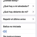 Arriba a la derecha se encuentra un cuadro de texto para preguntar algo a VoiceVista. A la izquierda de este, se encuentra el botón para activar o desactivar la aplicación y a su derecha se encuentran los tres puntos de ajustes. En la parte central se encuentran las preguntas frecuentes.