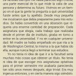 Prologo de un libro en la parte central de la imagen. En l parte superior se muestra la lista de botones de configuración y en la parte inferior se muestran los botones para parar, adelantar o atrasar el audio.